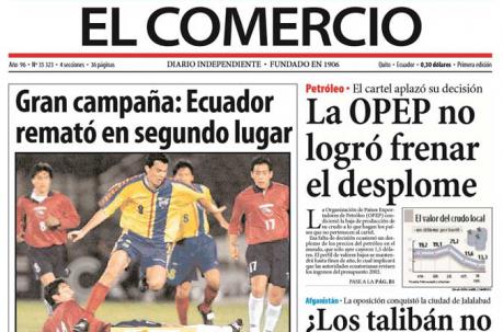 Portada de diario EL COMERCIO de 2001. Centro de Documentación