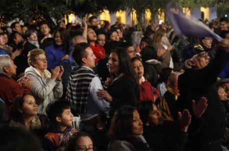 Miles de personas celebraron a Quito al ritmo de la música, la noche del martes 5 de diciembre del 2017. Foto: Diego Pallero / ÚN