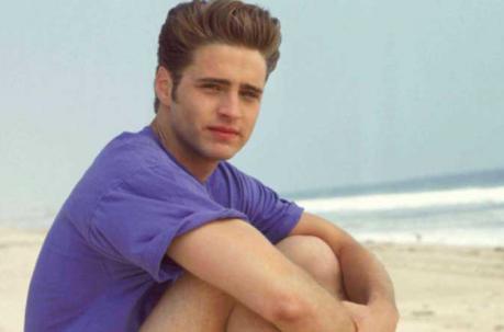 Jason Priestley, famoso por interpretar a Brandon Walsh en la exitosa serie teen Beverly Hills 90210, contó en las redes sociales que hace 22 años le pegó al empresario Harvey Weinstein. Foto: Captura de pantalla