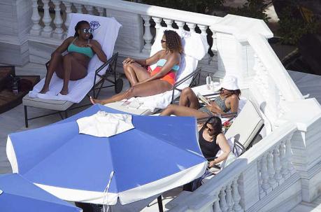 En su visita por Europa, los Obama también hicieron un corto paseo por Málaga, España. Se hospedaron en el Gran Hotel Miramar. Foto: EFE