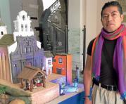 Gerardo Lugua&ntilde;a es docente en Nay&oacute;n. Obtuvo el primer lugar en el concurso de belenes art&iacute;sticos.