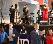 El presidente bailando con la Reina de Quito. Foto: Alfredo Lagla / 'UN