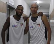 Yasmani Fundora (izquierda) y Darol Hernández son las estrellas cubanas de Liga de Quito. David Paredes / ÚN