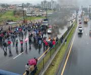En el sector de Guajaó se intentó suspender el tránsito. Foto: Cortesía de Cecilia Vistin