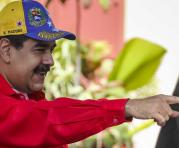 Nicolás Maduro recibe en el Palacio de Miraflores a centenares de sus seguidores. Foto: EFE