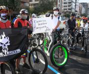 Ciclistas protestaron la semana pasada pidiendo mayor seguridad. Foto: Diego Pallero / ÚN